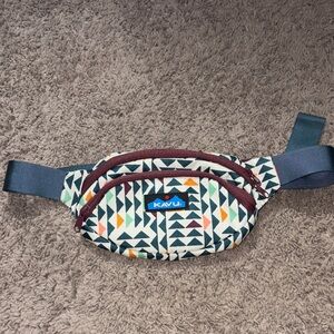 Kavu Geometric Belt Bag - Blue and Orange Accents